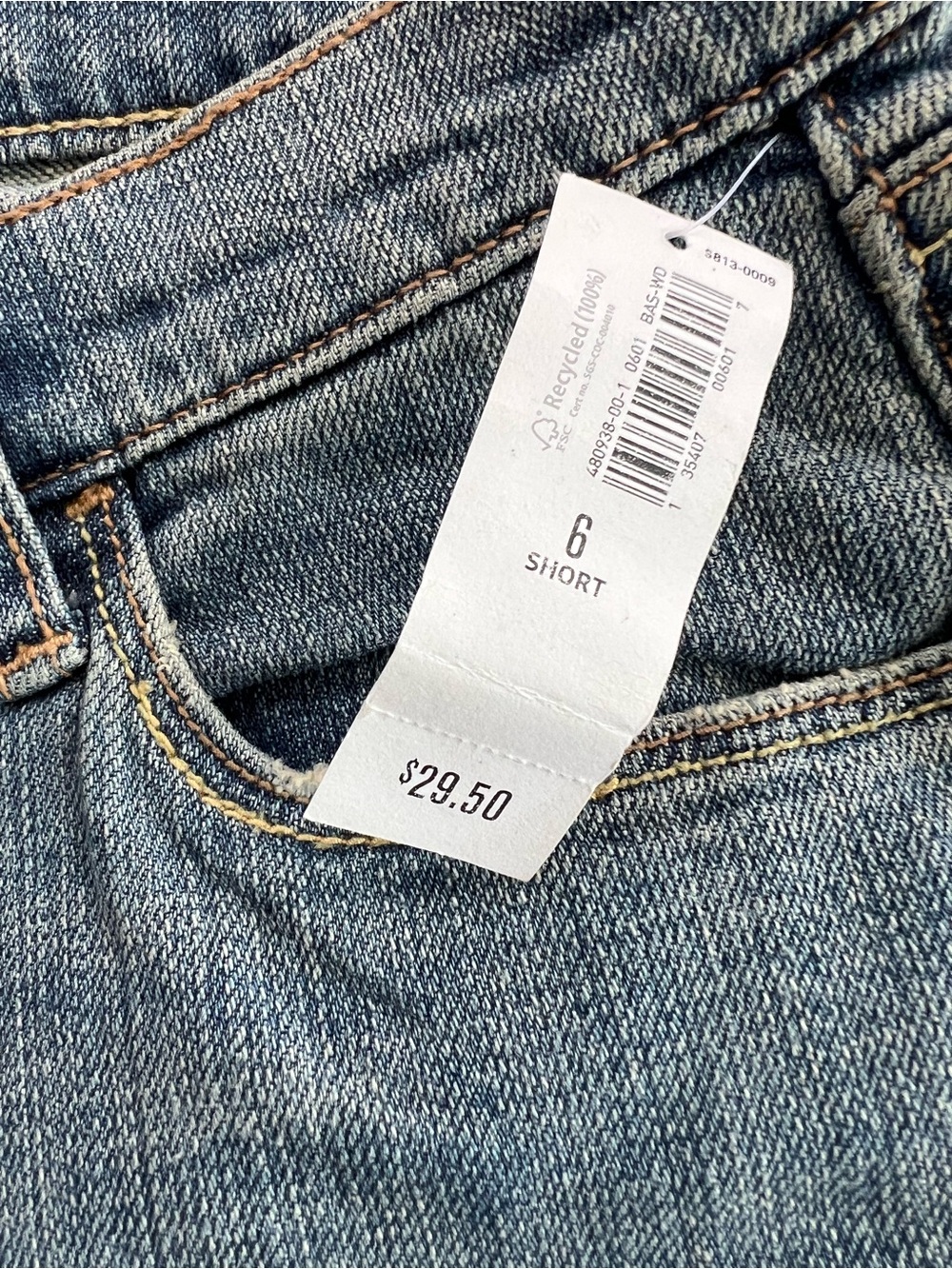 Old navy Women's Light Blue boot cut Jeans - Picture 7 of 7
